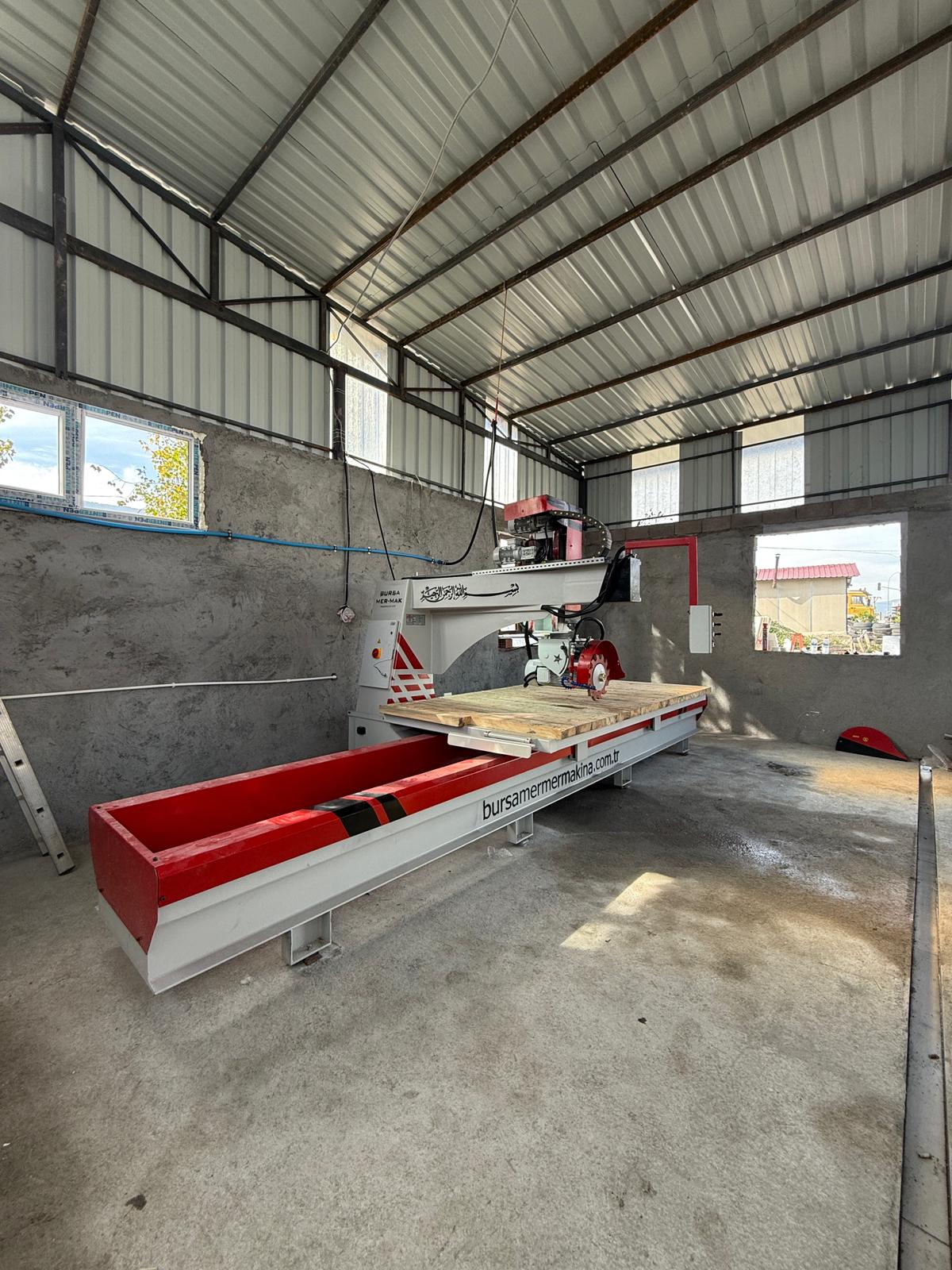 Yarı Otomatik 45-90 Dereceli Kapalı Ray Mermer & Granit Kesme Makinası - Alt Resim 2